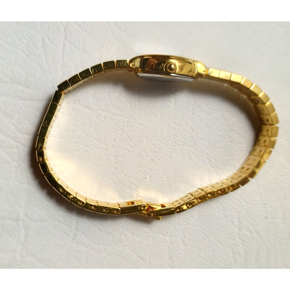 Nice Ladies Pulsar Small Dial Bracelet Watch With New Battery main image 13